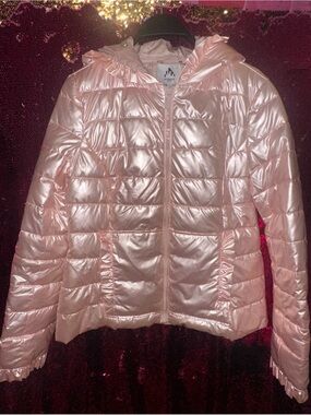 ATTRAIT Paris Shiny Light Rose Quilted Puffer Jacket with Ruffled Hood
